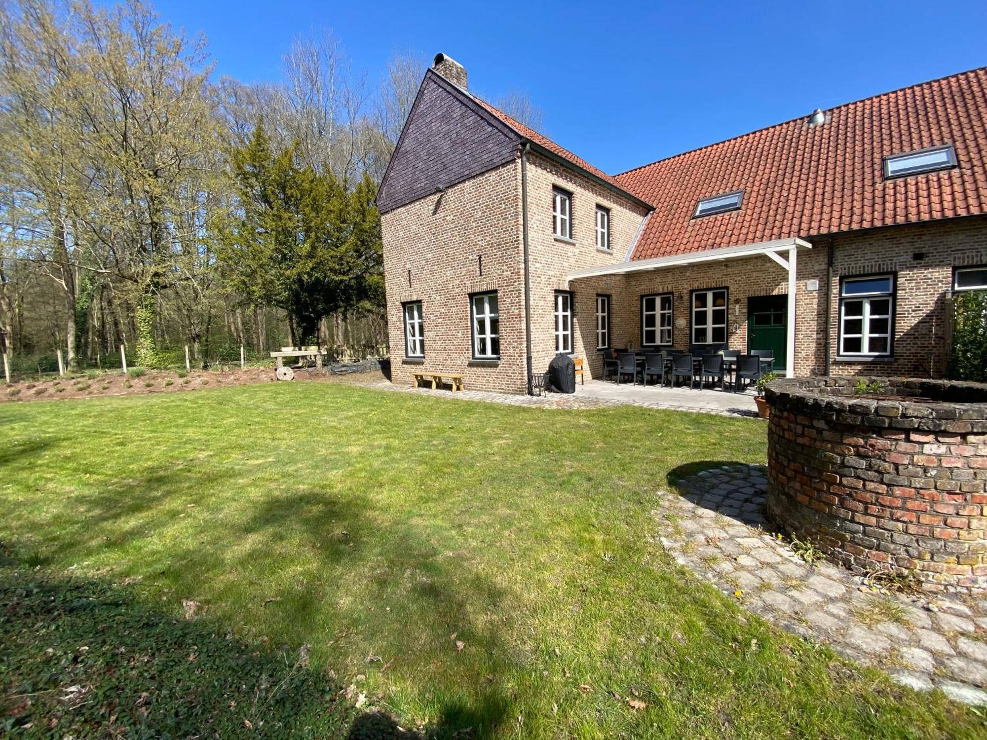 Landgoed De Hoogmolen Hotel Opglabbeek Exterior photo